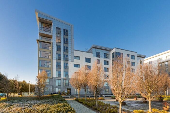2 Bedroom Flat To Rent In Western Harbour View, The Shore, Edinburgh, EH6