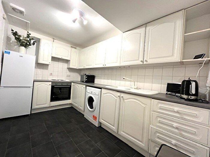 1 Bedroom Flat To Rent In Queens Gate, West End, Aberdeen, AB15