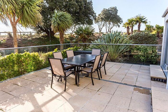 3 Bedroom Apartment To Rent In Studland Road, Bournemouth, BH4