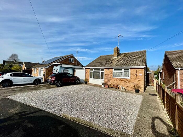 3 Bedroom Detached Bungalow For Sale In Chaucers Way, Spalding, PE11