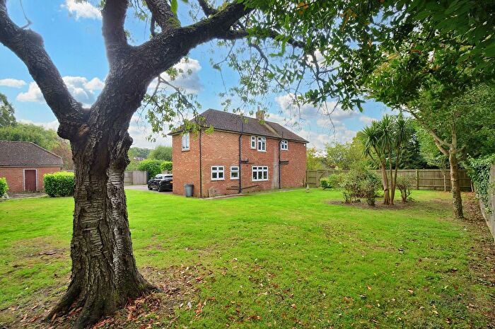 4 Bedroom Detached House For Sale In Charing Heath Road, Charing, TN27