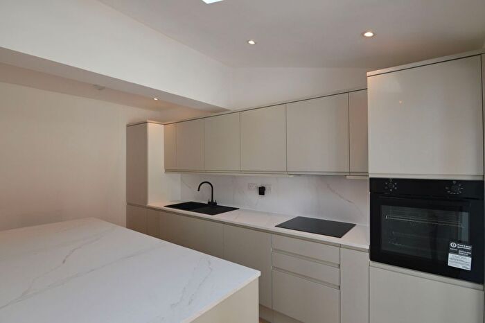 3 Bedroom Terraced House For Sale In Treherne Road, Coventry, CV6