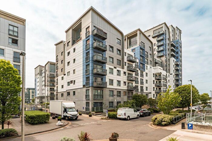 2 Bedroom Flat For Sale In / Western Harbour Midway, Edinburgh, EH6