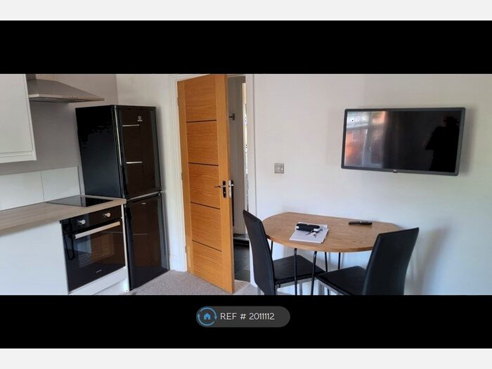 Studio To Rent In Harlestone Road, Northampton, NN5