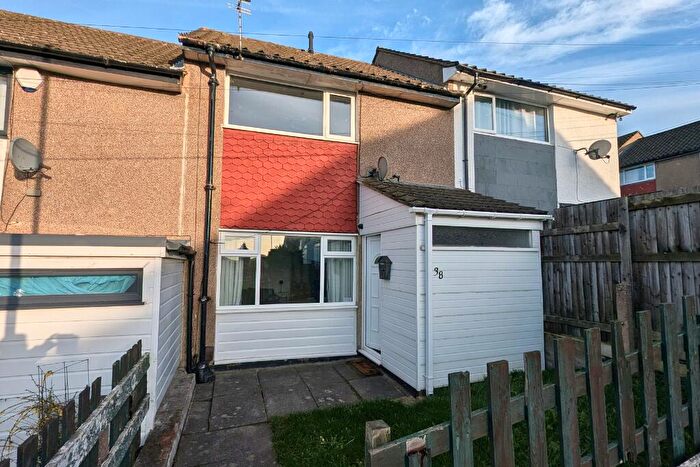 2 Bedroom Terraced House For Sale In Bodmin Gardens, Leeds, LS10