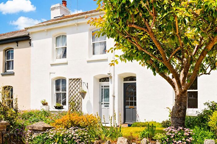 3 Bedroom Cottage For Sale In North Street, Tywardreath, Par, Cornwall, PL24