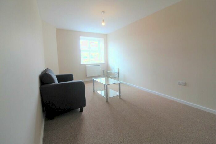 1 Bedroom Apartment To Rent In Martins Mill, Halifax, HX1
