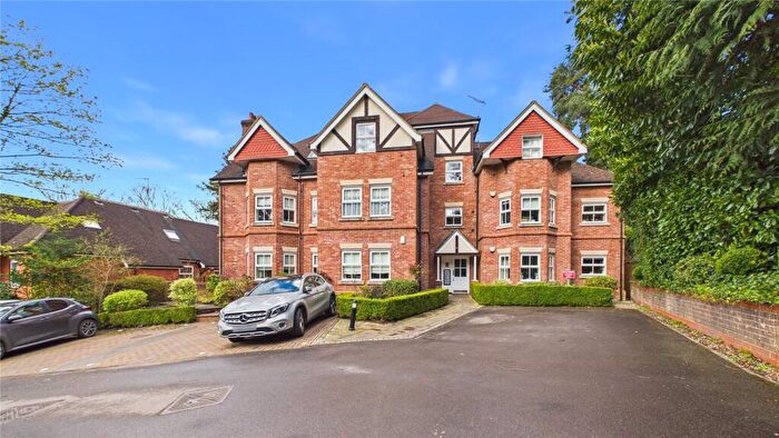 2 Bedroom Flat For Sale In Branksome Park Road, Camberley, Surrey, GU15
