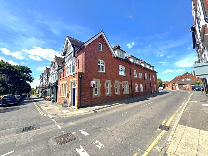 1 Bedroom Flat To Rent In Rowland Road, Cranleigh, GU6
