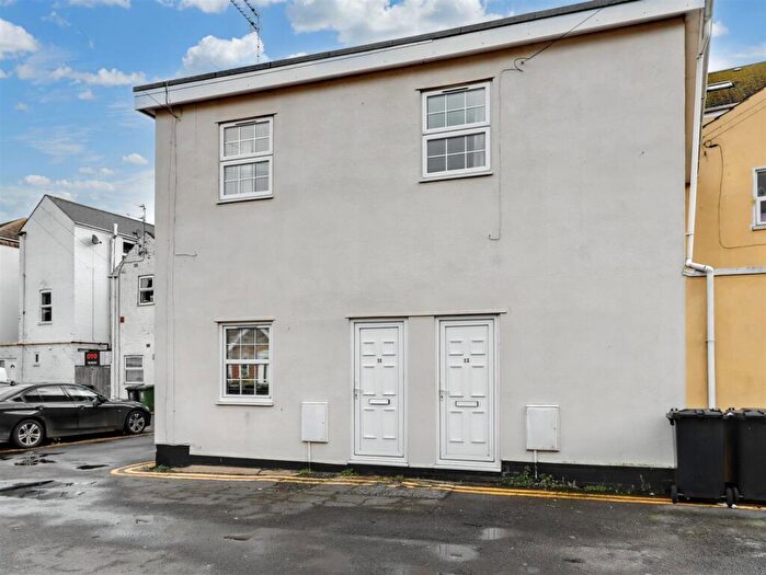 3 Bedroom Maisonette For Sale In Bermondsey Place East, Great Yarmouth, NR30