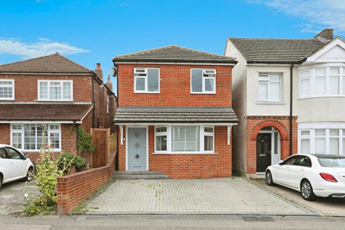 4 Bedroom Detached House For Sale In Mount Road, Rochester, ME1