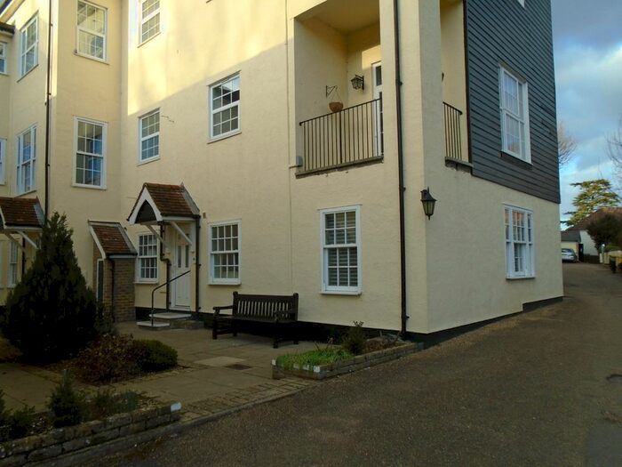 2 Bedroom Flat To Rent In Rye Street, Bishop's Stortford, CM23