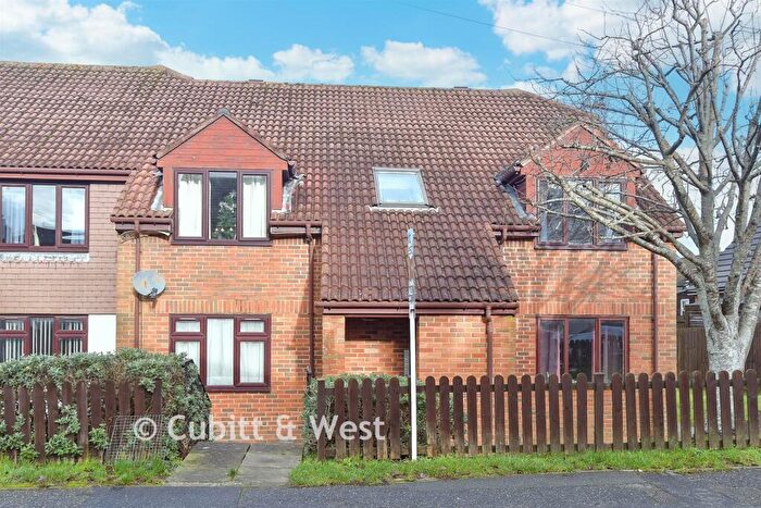 1 Bedroom Flat For Sale In West Street, Burgess Hill, West Sussex, RH15