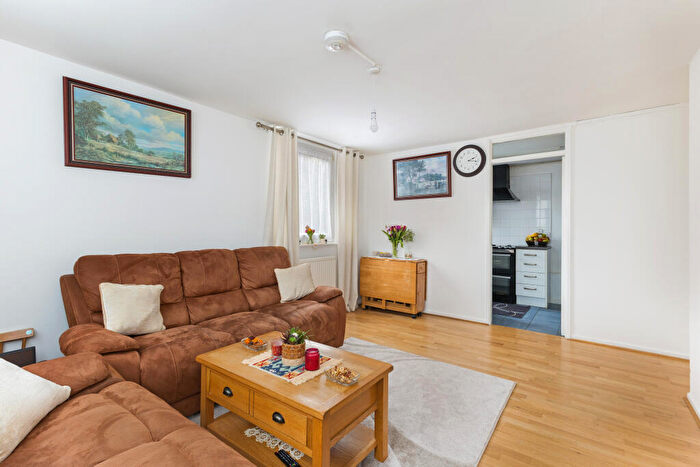 1 Bedroom Flat For Sale In Brockhurst Close, Stanmore, HA7