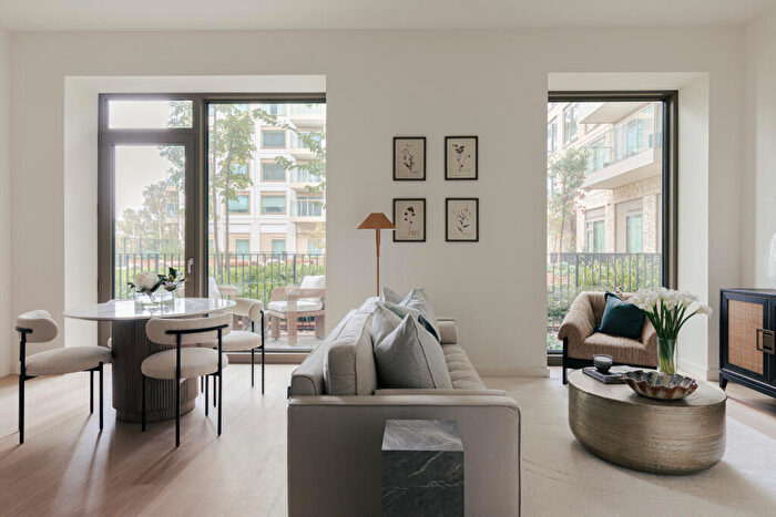 1 Bedroom Apartment For Sale In Starboard Way, London, E16