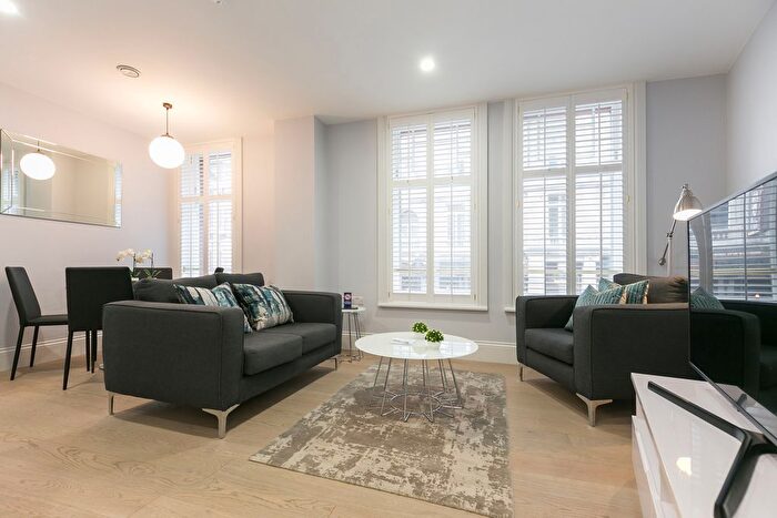 1 Bedroom Flat To Rent In Shaftsbury Avenue, London, W1D