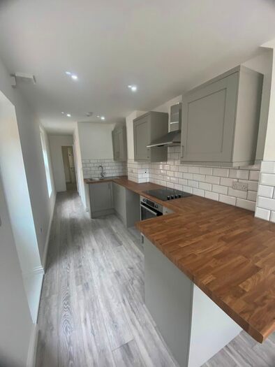 1 Bedroom Flat To Rent In Highland Road, Southsea, PO4