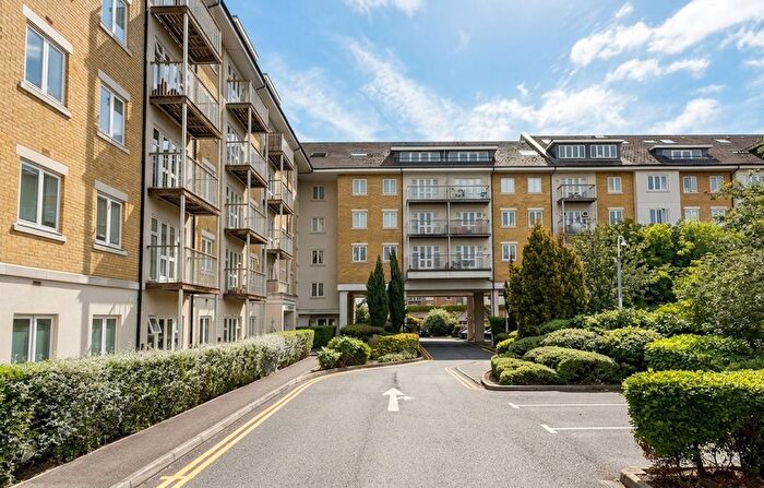 2 Bedroom Flat For Sale In Park Lodge Avenue, West Drayton, UB7