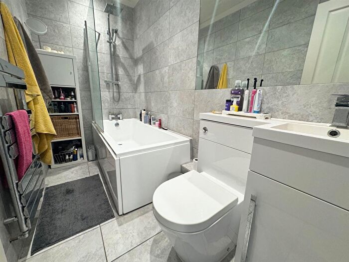 1 Bedroom Flat To Rent In Clifton Road, Brighton, BN1