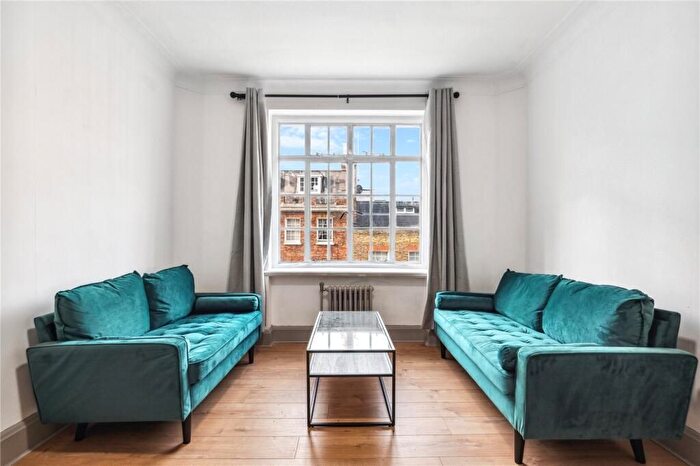 1 Bedroom Flat To Rent In Quebec Court, Seymour Street, W1H