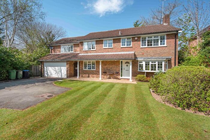 5 Bedroom Detached House To Rent In Ashcroft Park, Cobham, KT11