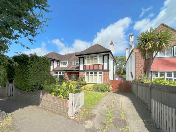 3 Bedroom Semi-Detached House To Rent In Blakes Lane, New Malden, KT3