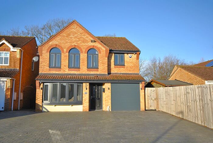 4 Bedroom Detached House For Sale In Wellingley Road, Doncaster, DN4