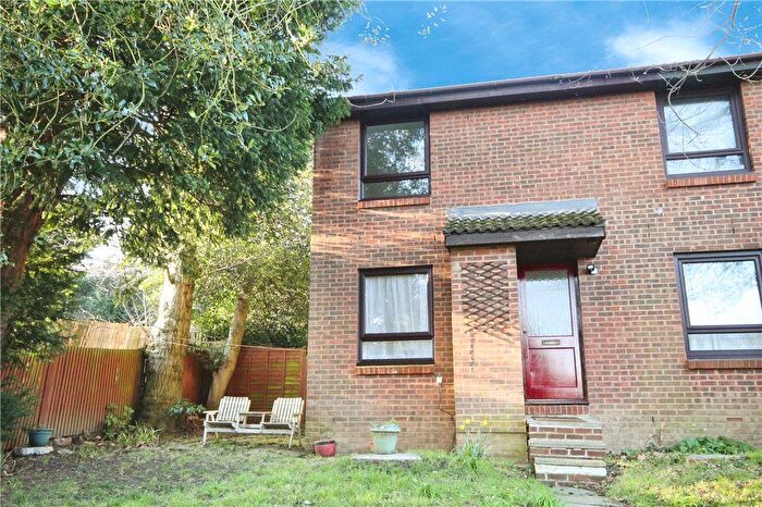 1 Bedroom Semi-Detached House To Rent In Ardent Close, South Norwood, London, SE25