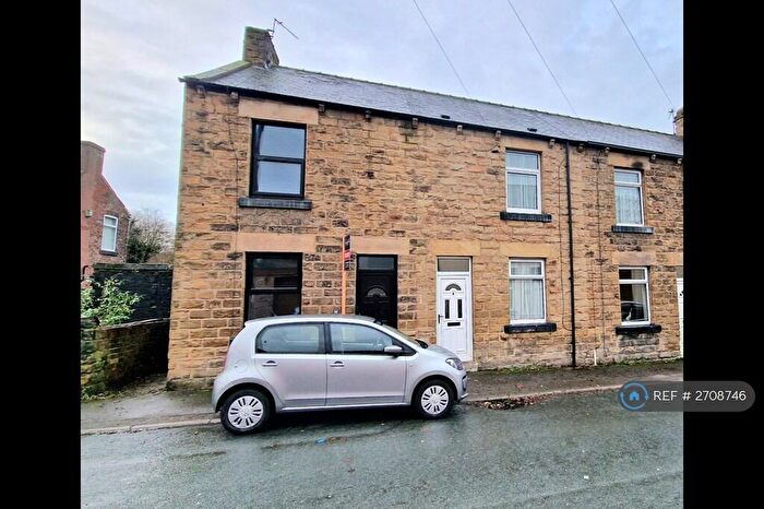 2 Bedroom End Of Terrace House To Rent In Oxford Street, Stairfoot, Barnsley, S71