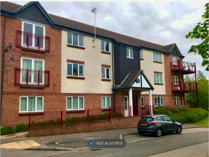 2 Bedroom Flat To Rent In Newlyn Place, Fishermead, Milton Keynes, MK6