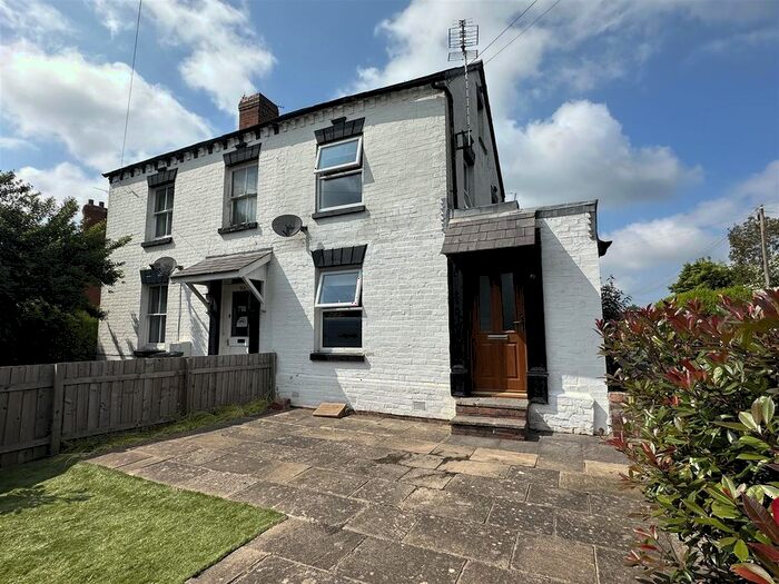 1 Bedroom Semi Detached House For Sale In Bargates, Leominster, HR6