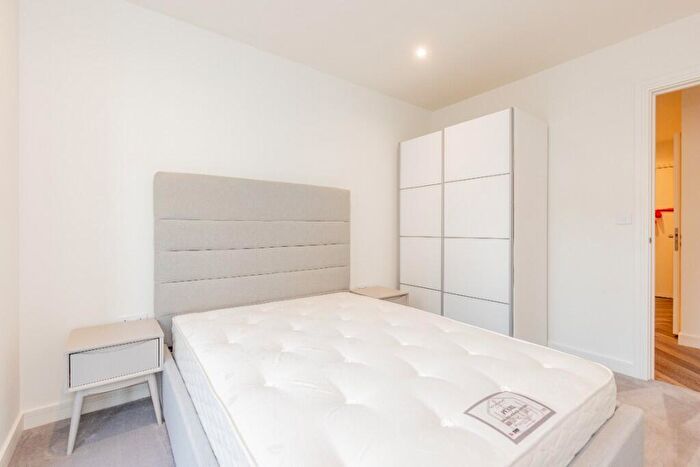 2 Bedroom Apartment To Rent In The Silkstream, West Hendon, NW9