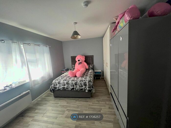 1 Bedroom Flat To Rent In Peterborough, Peterborough, PE1