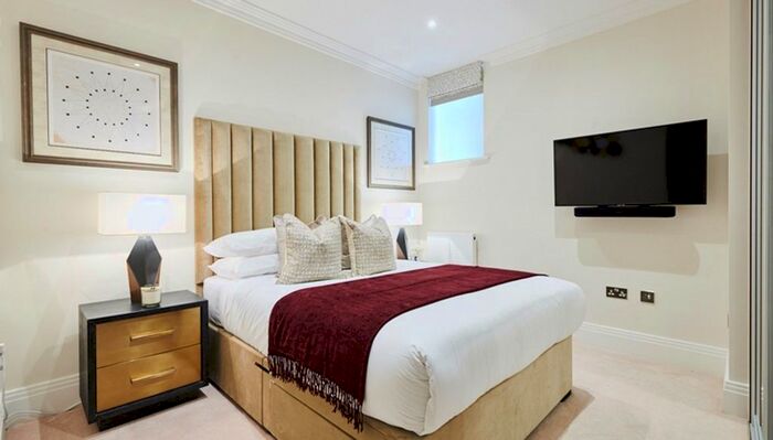 1 Bedroom Flat To Rent In Rainville Road, London, W6