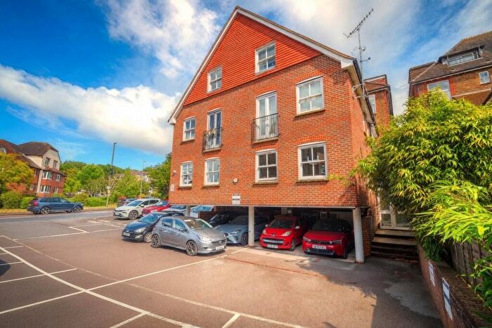 1 Bedroom Apartment To Rent In London Road, Guildford, GU1