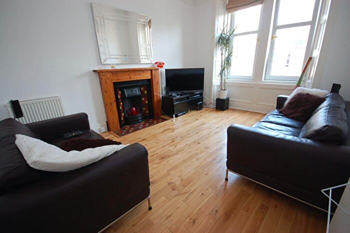2 Bedroom Flat To Rent In L Lorne Street, Edinburgh, EH6