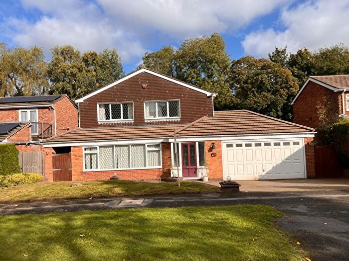 4 Bedroom Detached House For Sale In Hollies Way, Thurnby, Leicester, LE7