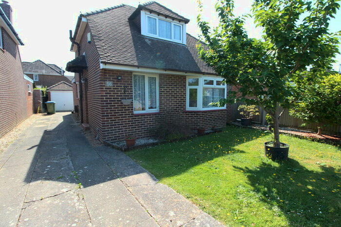 3 Bedroom Detached Bungalow To Rent In Martin Avenue, Stubbington, PO14