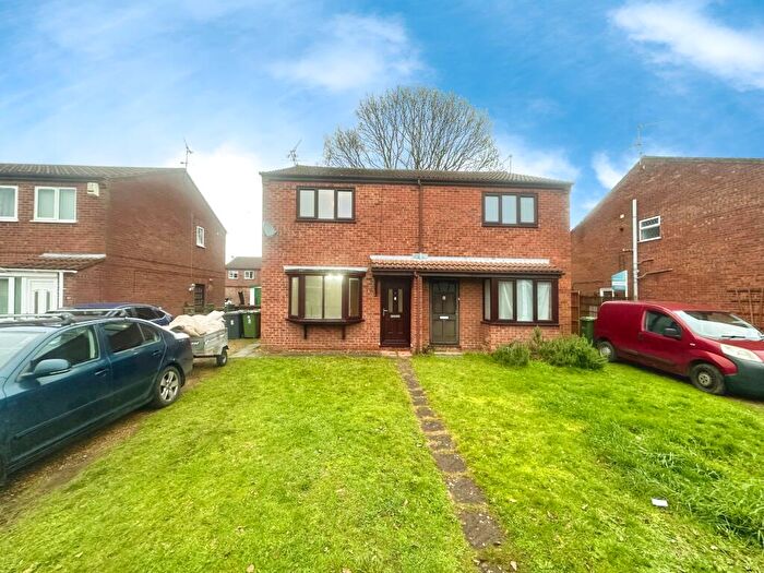 3 Bedroom Semi Detached House To Rent In Dellfield Close, Lincoln, LN6