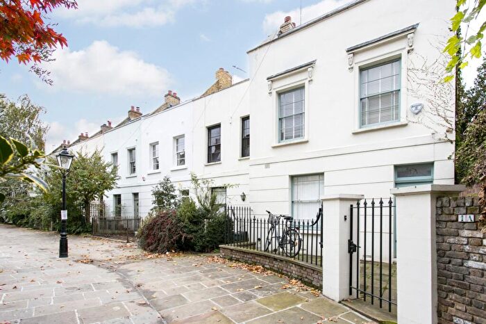 3 Bedroom Terraced House To Rent In Reeds Place, Camden, NW1