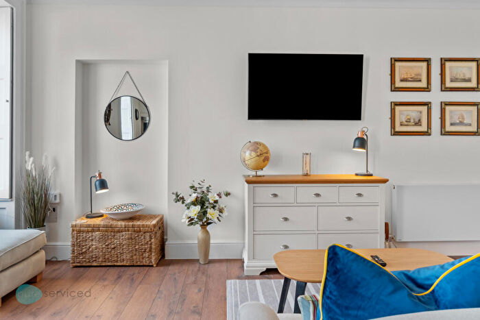 1 Bedroom Property To Rent In Flat Admiralty House, PL1