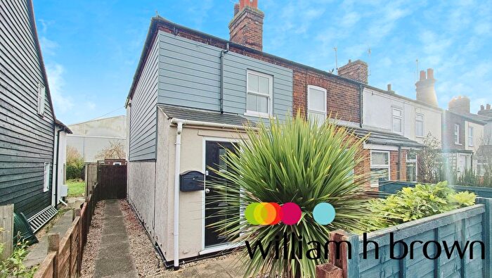 2 Bedroom Property To Rent In The Causeway, Heybridge, Maldon, CM9