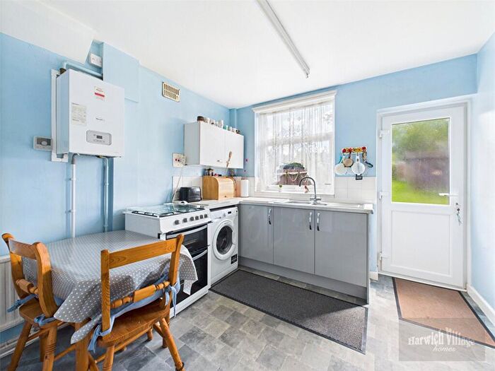 3 Bedroom Detached House For Sale In Beacon Hill Avenue, Harwich, Essex, CO12
