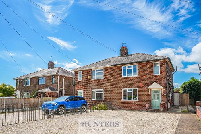 3 Bedroom Semi-detached House For Sale In Barff Lane, Brayton, Selby, YO8