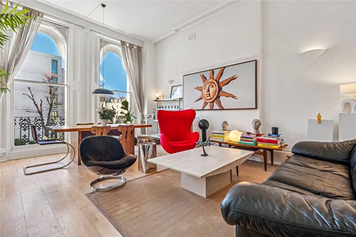 2 Bedroom Flat To Rent In Ladbroke Grove, London, W11