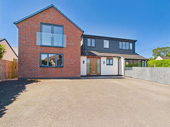 4 Bedroom Detached House For Sale In Nether Close Duffield, Belper, Derbyshire, DE56