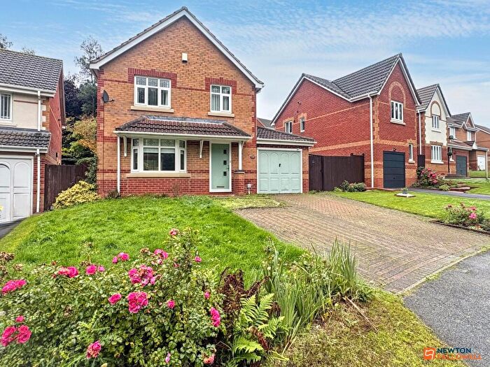 4 Bedroom Detached House For Sale In Valley Way, Whitwick, LE67
