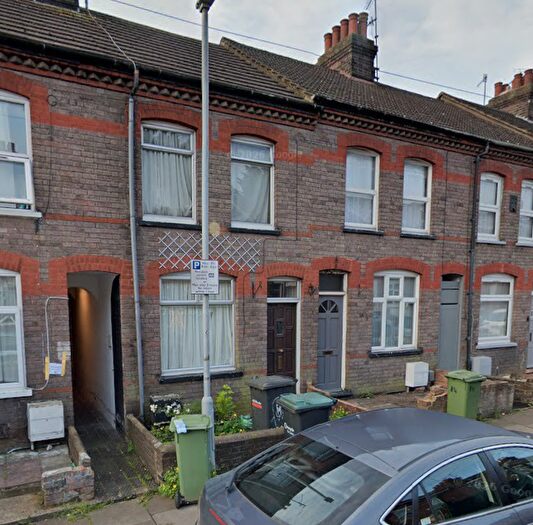 2 Bedroom Terraced House To Rent In Althorp Road Luton, LU3