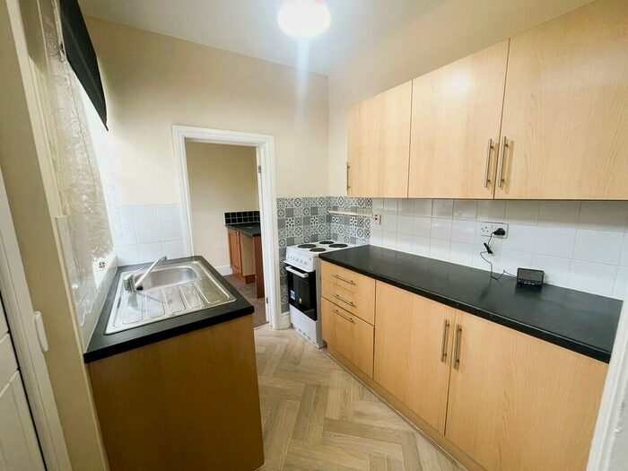 2 Bedroom Semi-Detached House To Rent In Lincoln Street, Worksop, S80