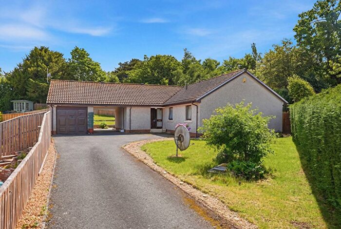 4 Bedroom Detached House For Sale In Broomlands Court, Kelso, TD5